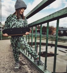 Mikina GREEN LEO PINCHED